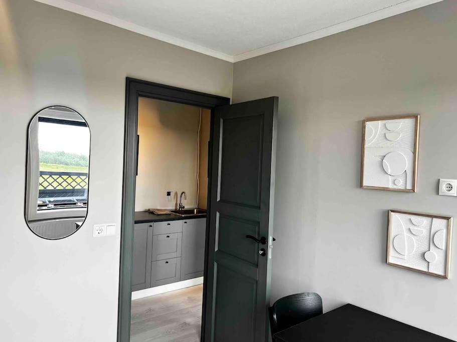 The Greyhouse "Small Apartment" Hofn Exterior photo